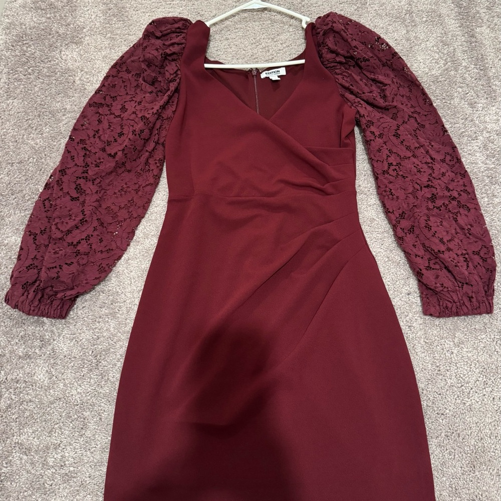 Express Burgundy Lace-Puff Long Sleeve Sheath Dress